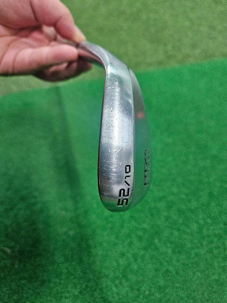 클리브랜드 RTX4 포지드 52도 웨지 판매합니다. 이미지