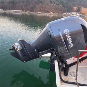 닛산CF760 중고 선외기 하우스보트 야마하 250마력 이미지
