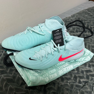 (새제품,매장정품)[285]나이키 팬텀 루나2 엘리트FG