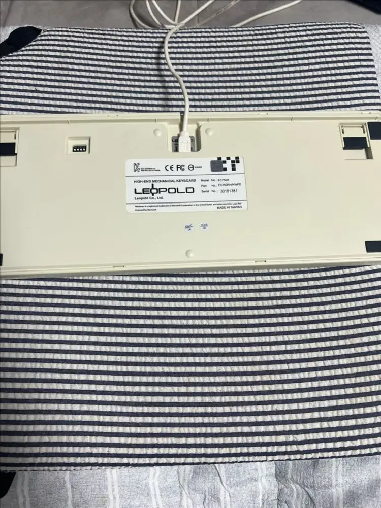 레오폴드 fc750R 갈축 이미지