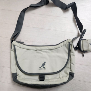 캉골 가방 이미지