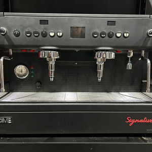 [정비완료]씨메05 시그니쳐 토탈블랙 커피머신 이미지