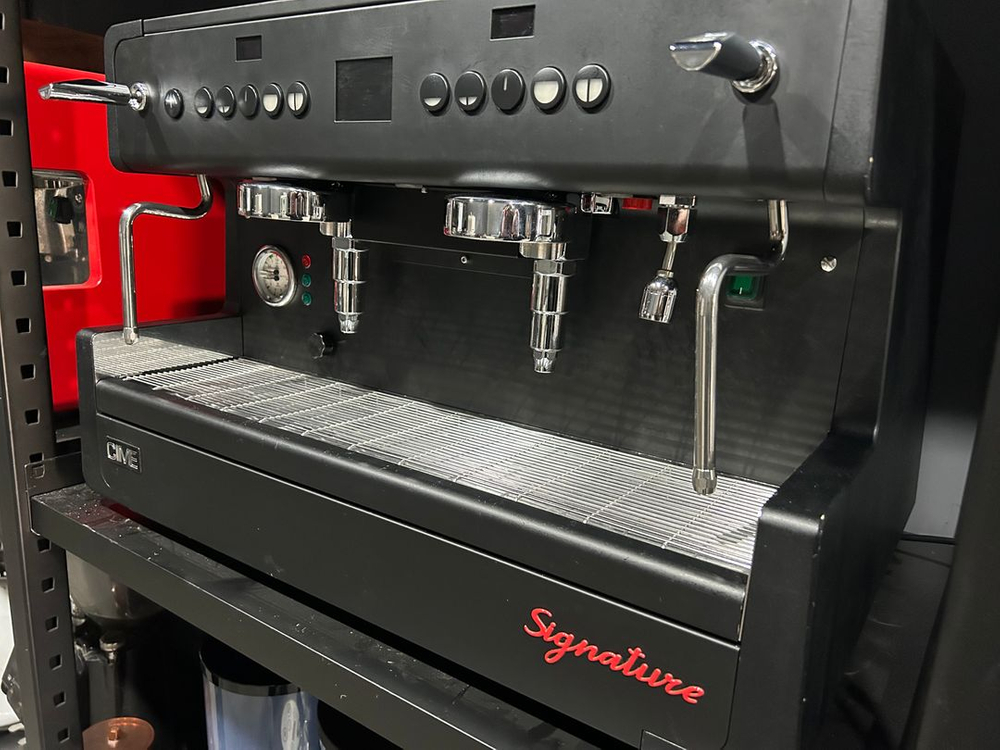 [정비완료]씨메05 시그니쳐 토탈블랙 커피머신 이미지