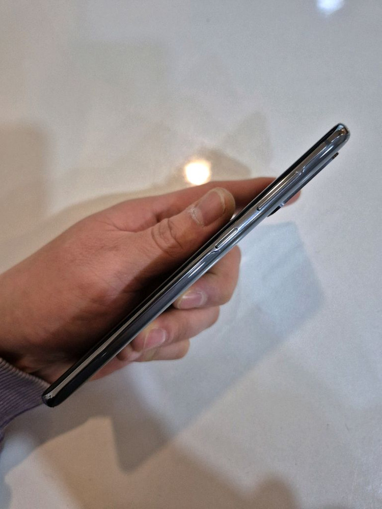 갤럭시S20 128G 중고폰 공기계 이미지