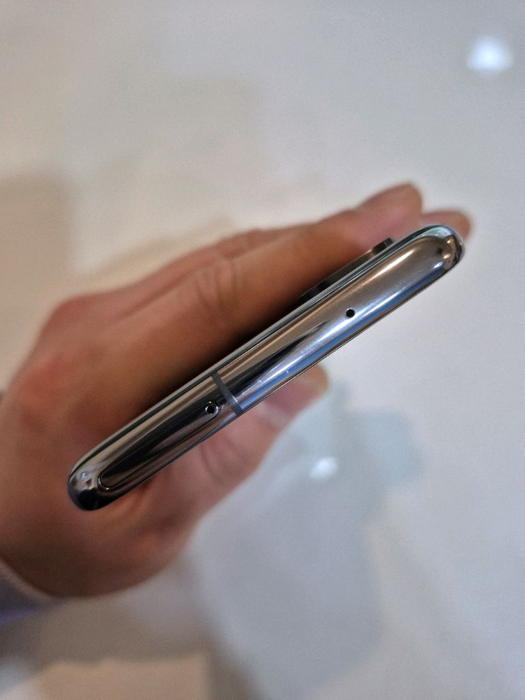 갤럭시S20 128G 중고폰 공기계 이미지