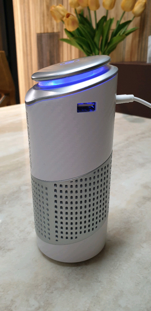 나오테크 카본 차량용 공기청정기 이미지