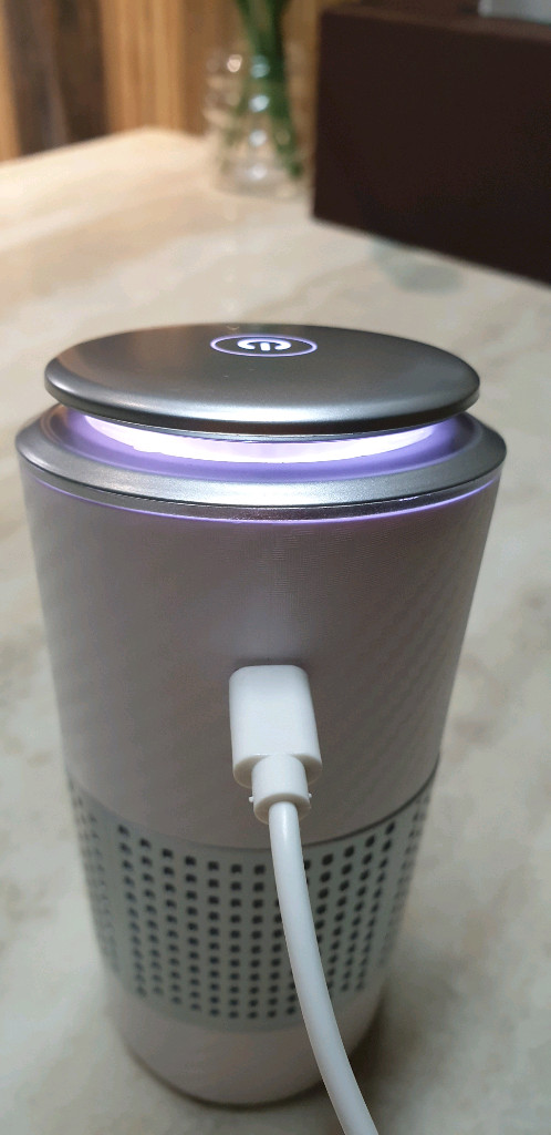 나오테크 카본 차량용 공기청정기 이미지