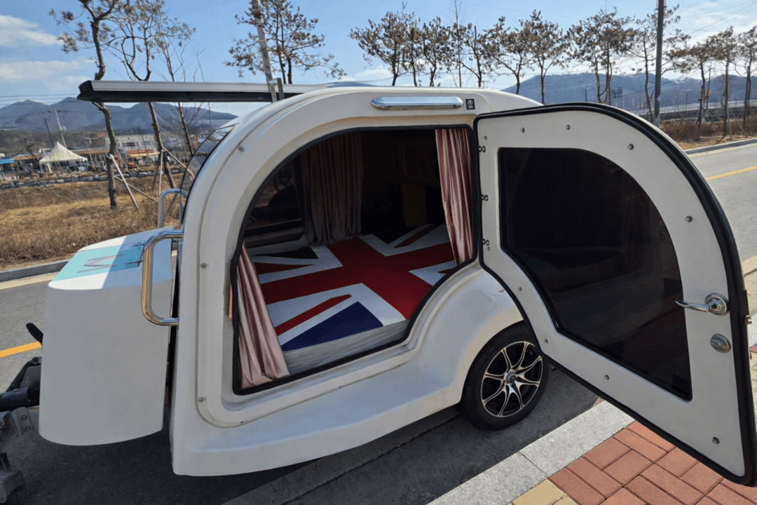 마레 비박 미니 카라반 / 440만원 / 귀엽고 알찬 미니 카라반!! 외부 키친까지!! 이미지