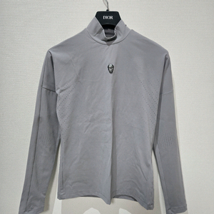 어메이징크리 티셔츠 새상품