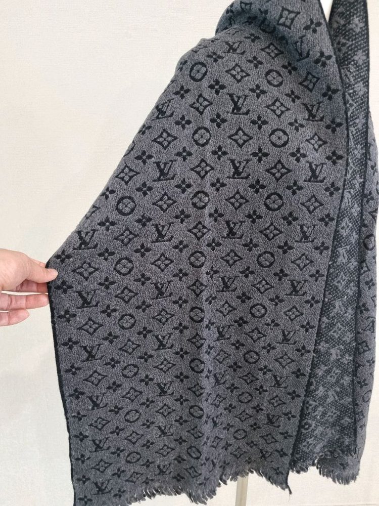 루이비통 머플러 목도리 이미지