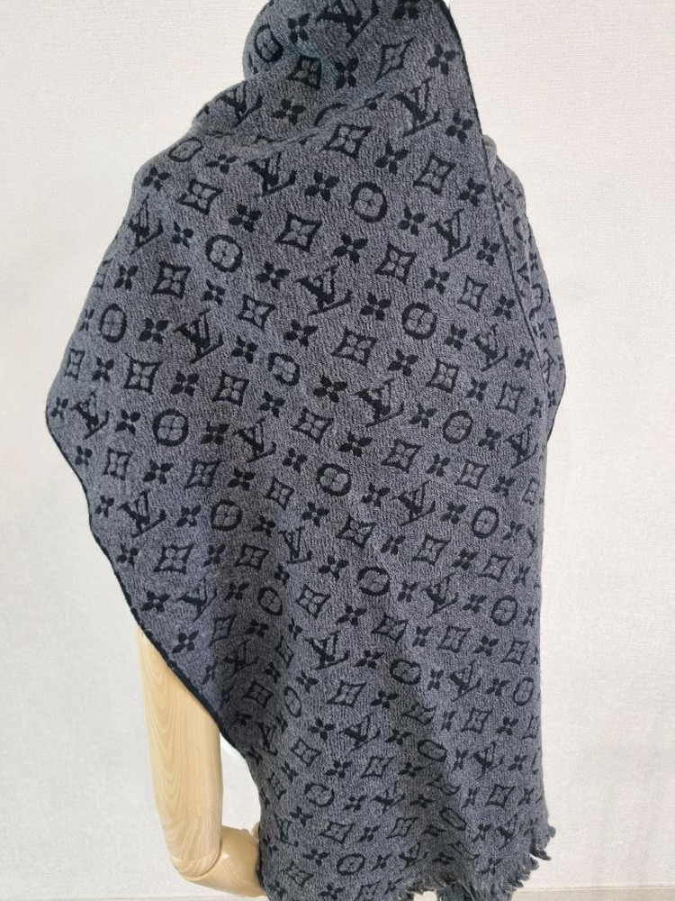 루이비통 머플러 목도리 이미지