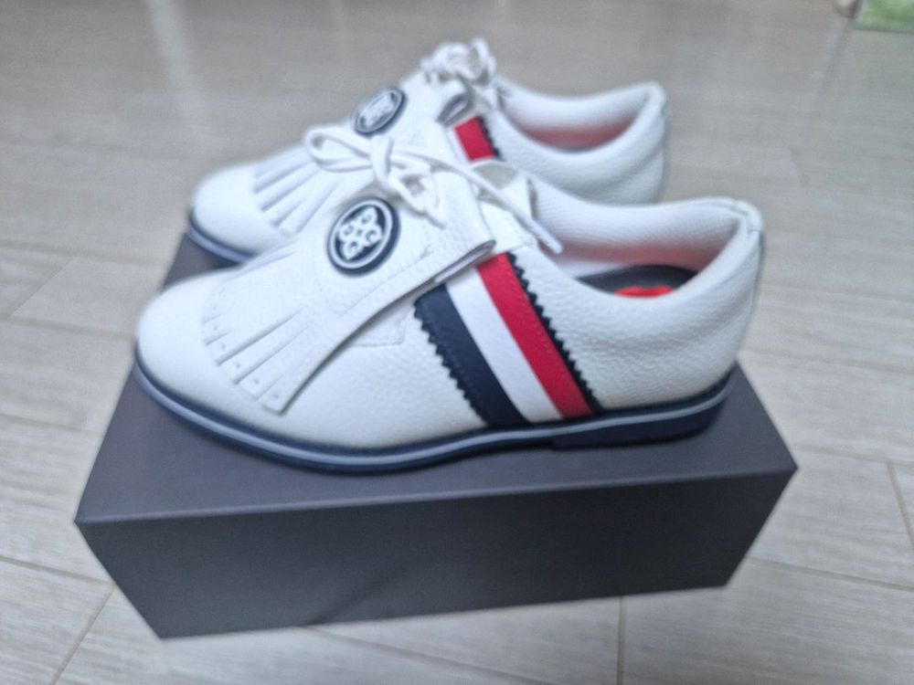 쿨거래시 15만9천택포! 미착용 새제품 정품 지포어 킬티 디스럽터 여성 골프화 화이트 235--2