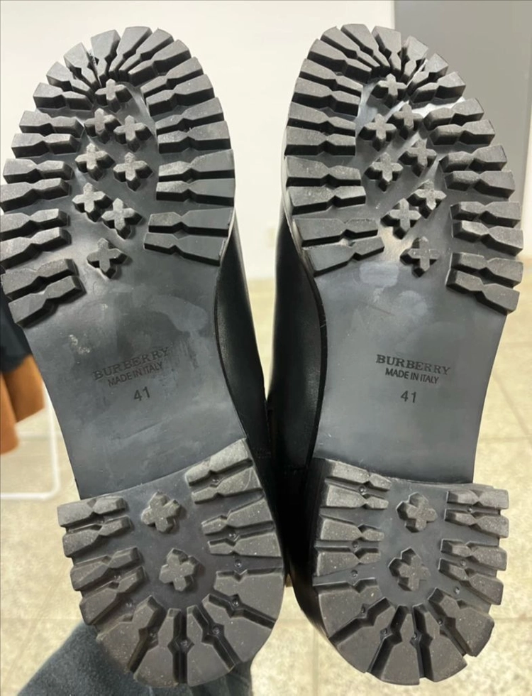 버버리 남성 첼시부츠250-255 이미지