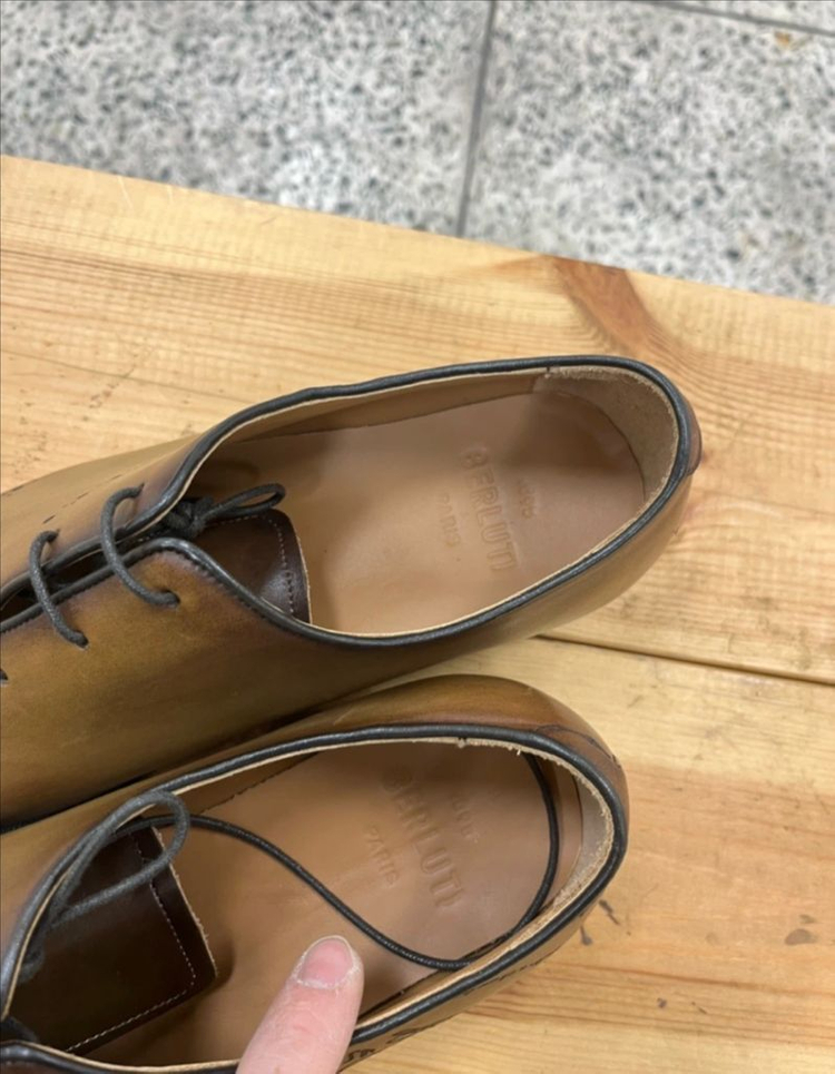 벨루티 알레산드로 베네치아 스크리토 옥스퍼드 구두 260 이미지