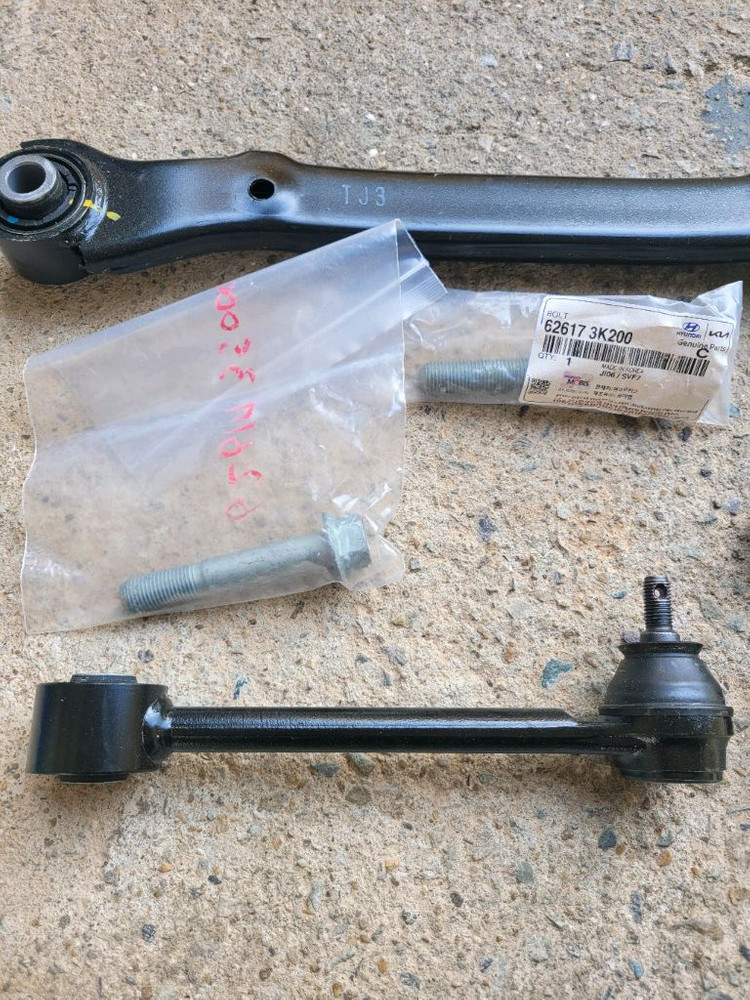 yf소나타 rh리어어퍼암, 뒷 활대링크, 어시스트암 일괄 판매 이미지