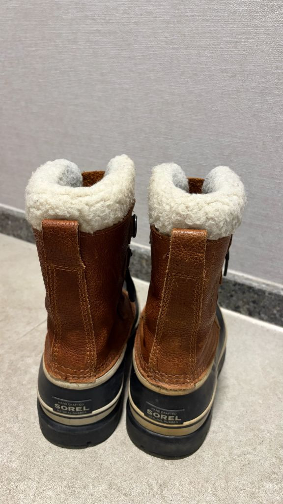 소렐 카리부 방한화 240 이미지