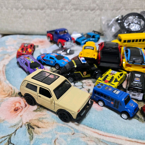 자동차 장난감 피규어 30개 새상품 일괄