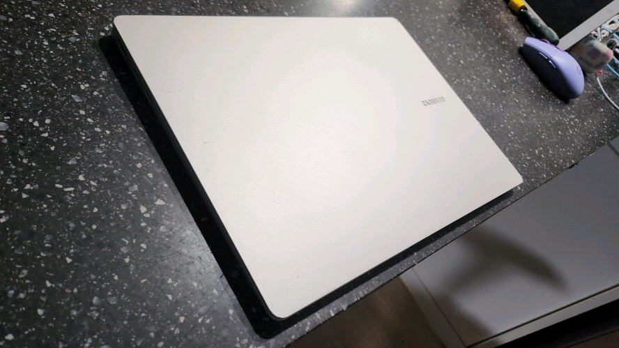 삼성 신형 초경량 고성능 갤럭시북3 프로/아몰레드2X/베이지 이미지