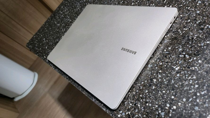 삼성 신형 초경량 고성능 갤럭시북3 프로/아몰레드2X/베이지 이미지