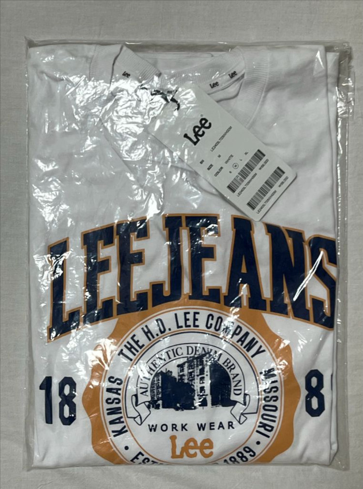 [새상품] M) Lee 리 진스 그래픽 긴팔 티셔츠 화이트--4