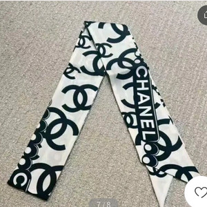 샤넬 cc로고 트윌리 스카프 새상품