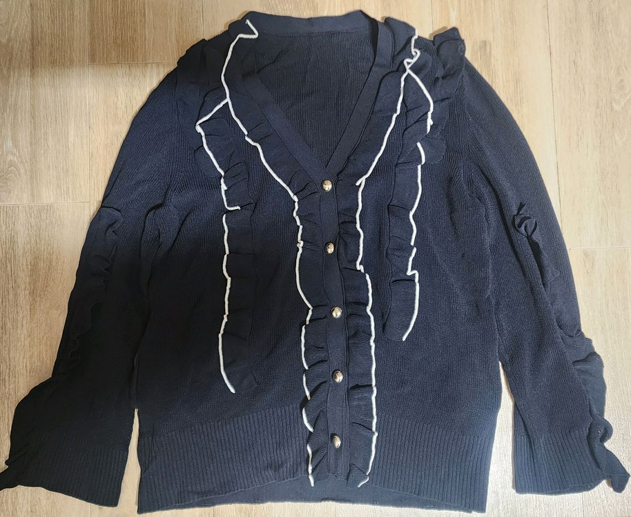 럭키슈에뜨 프릴 니트 가디건 Free size--2