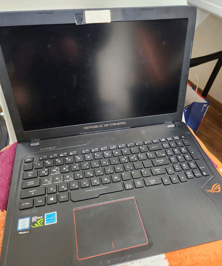 ASUS I7 게이밍노트북 부품용--1