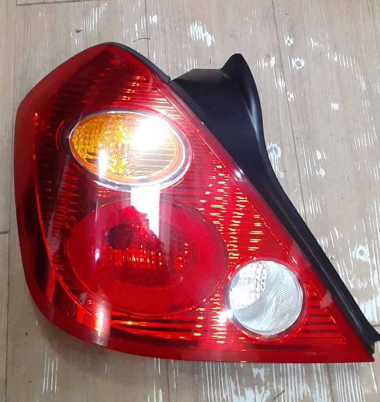 뉴sm5 후미등 좌•우 한쌍 이미지