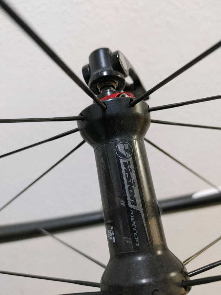 컨디션상급))) 비젼(VISION) 메트론 클린쳐 림브 카본휠셋 + 카본패드 팝니다.(헤드데칼) (60만원)--4