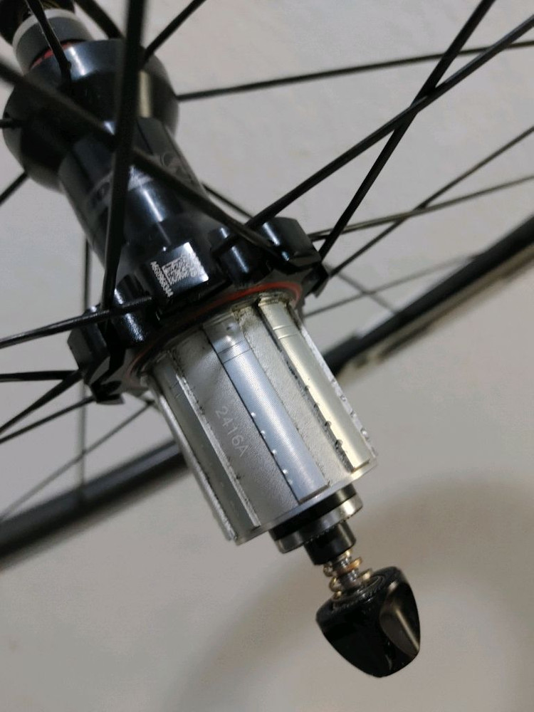 컨디션상급))) 비젼(VISION) 메트론 클린쳐 림브 카본휠셋 + 카본패드 팝니다.(헤드데칼) (60만원)--8