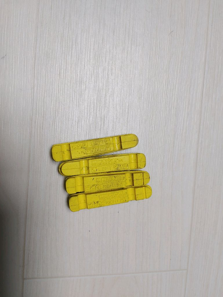 컨디션상급))) 비젼(VISION) 메트론 클린쳐 림브 카본휠셋 + 카본패드 팝니다.(헤드데칼) (60만원)--9