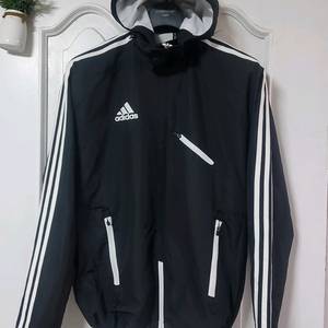아디다스 삼선 후드 바람막이 윈드브레이커 블랙 남자 100
