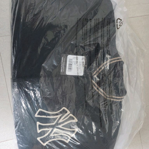 MLB 뉴욕 양키스 패치드 바시티 점퍼150사이즈.(뉴에라키즈)