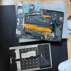 미패드 5 메인보드 제외 부품 이미지