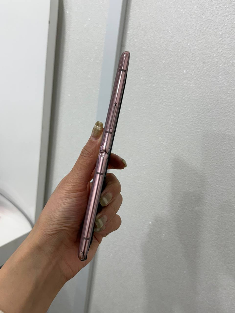 무잔상)갤럭시Z플립 5G 브론즈 256GB Y1528 이미지