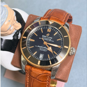 브라이틀링 슈퍼오션 헤리티지 B20 오토매틱 42mm S급 풀박+추가 브슬 및 구성품 일괄판매