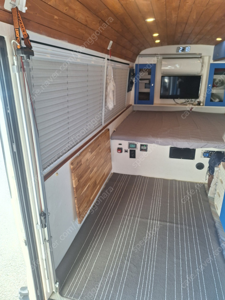 카운티 캠핑카 2010년 인산철800A 판매 이미지