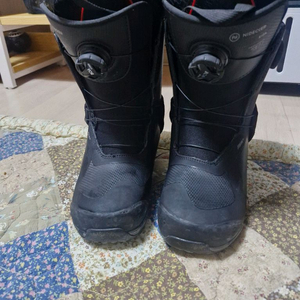 2526 니데커 키타 260사이즈