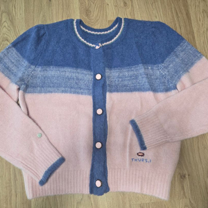 써스데이아일랜드 가디건