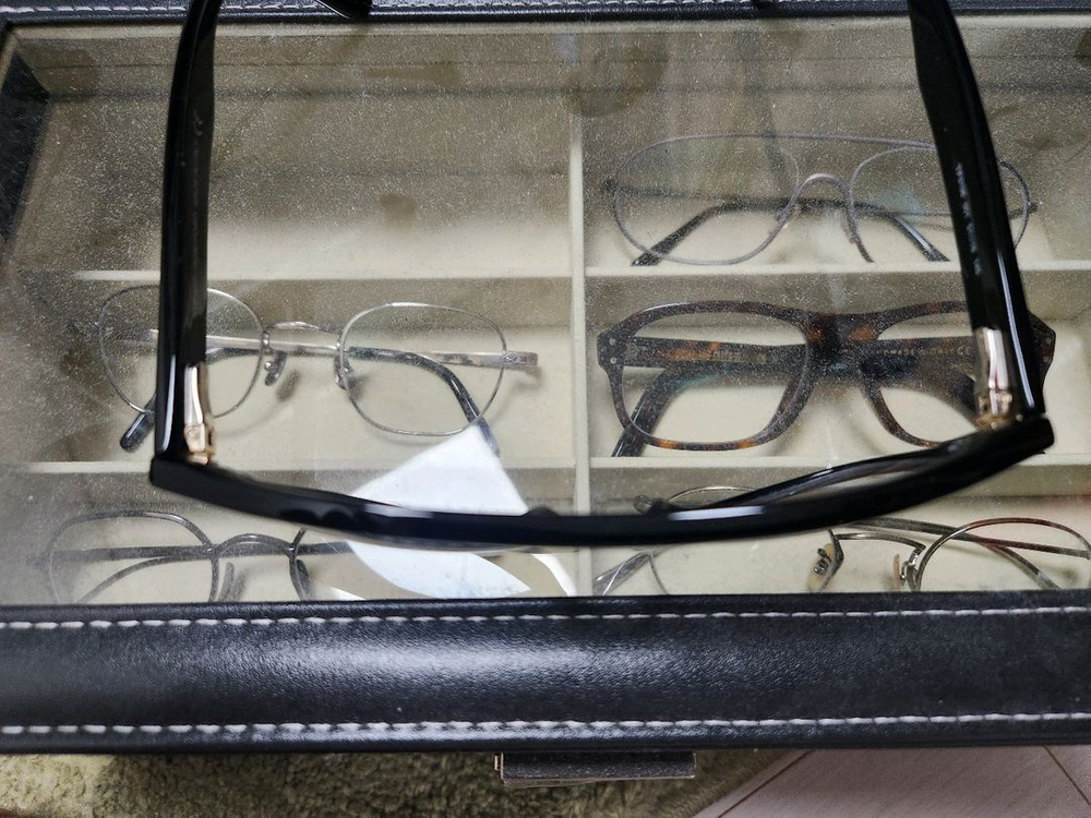 톰포드 브래드피트 안경 및 선글라스 유일매물 아카이브--2