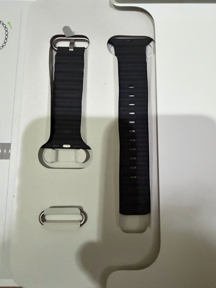 애플워치 울트라3 밀레니즈루프 m사이즈 신동품급 이미지