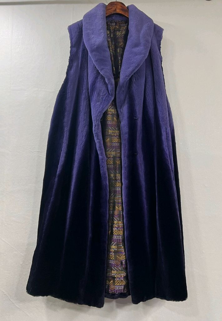 배색 쉬어드 밍크 롱조끼--1