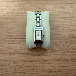 DKNY 여성용 브레이슬릿 투톤 메탈 시계