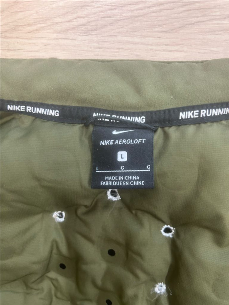 나이키 에어로프트 조끼 이미지