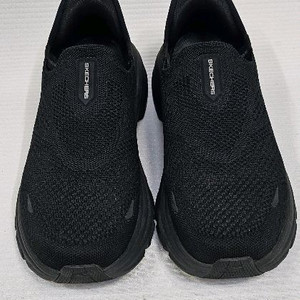 스케쳐스 맥스쿠셔닝 아치핏 2.0 블랙 270사이즈