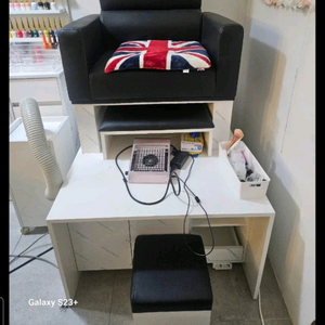 네일샵 전용 발판 매립형 낱개지압기 이미지