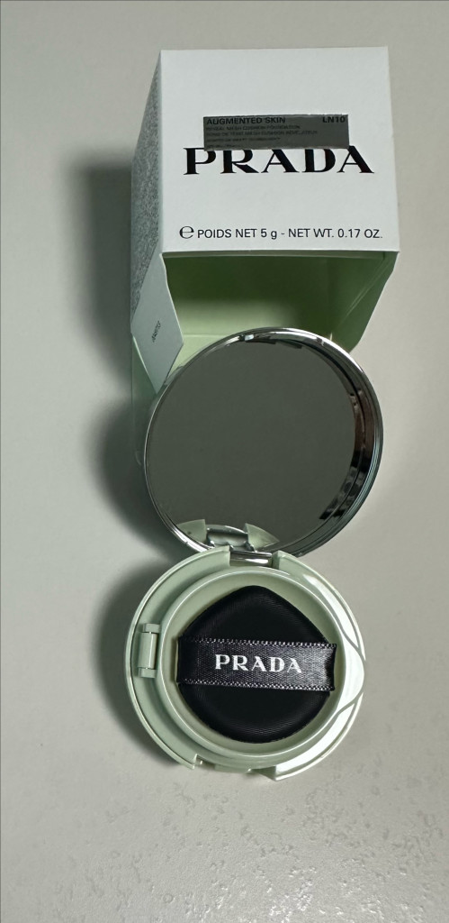 프라다 미니쿠션 LN10--1