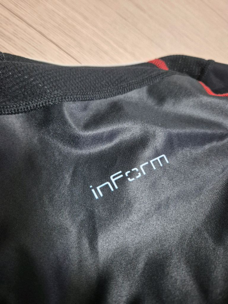 본트레거 인폼 트렉. 자전거 사이클링 빕숏. 빕쇼츠 이미지