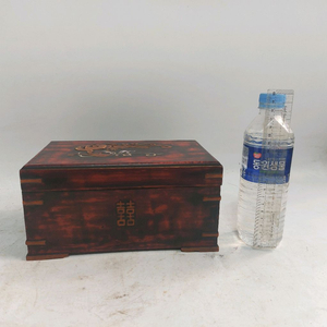 옛날 옻칠함. 고가구 - 민속품 . 자개함. 근대사 이미지