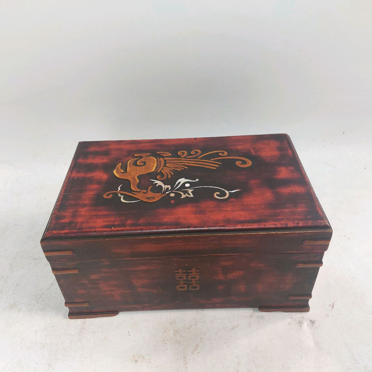 옛날 옻칠함. 고가구 - 민속품 . 자개함. 근대사 이미지